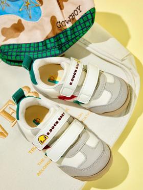 就这宝宝德训鞋，穿出去被围住要链接~