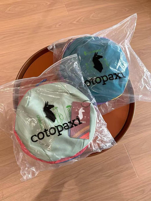 原单正品 Cotopaxi美洲羊驼包，折叠衣物包，瑜伽包，运动包

两个色，原价700➕ 商品图8