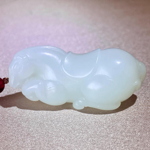 和田玉（白玉）挂件--卧马30.724g 商品图0