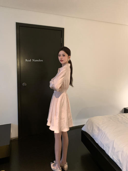 Read Nameless /粉紫醋酸收腰连衣裙 2025/5/12 商品图9