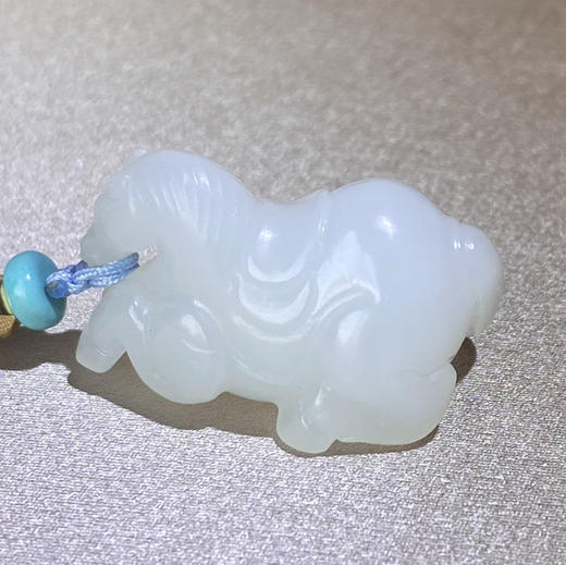 和田玉（羊脂白玉）挂件--卧马13.105g 商品图4