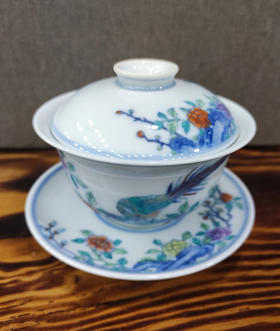 手绘青花斗彩锦上添花三才盖碗