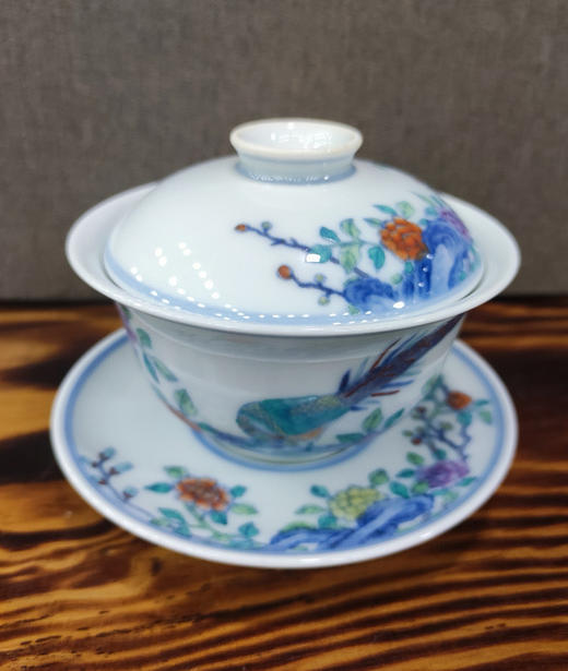 手绘青花斗彩锦上添花三才盖碗 商品图0