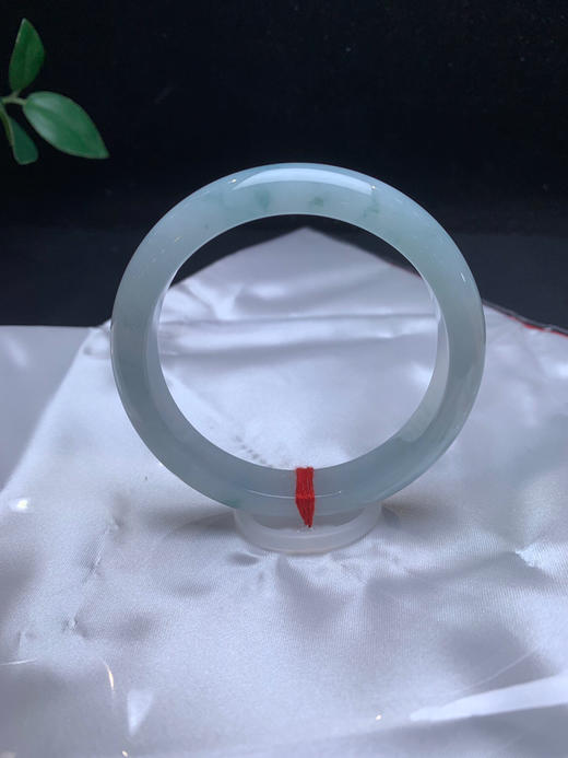 612916，56.7冰飘花正圈，清新秀气，带淡雅蓝花，润润的 商品图0