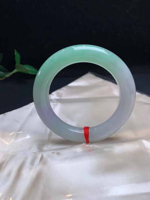 612910，54春彩胖圆条，清新干净有特色，一大截甜绿底，局部带紫 商品图0