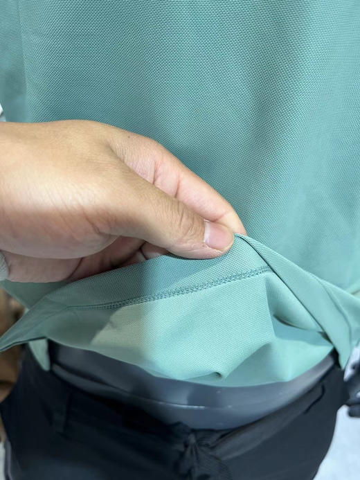 原单正品 DESCENTE迪桑特25夏季男士训练速干吸湿排汗短袖POLO衫
白色，黑色，灰色，绿色
尺码：M L XL XXL尺寸正常 商品图7