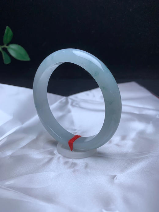 612916，56.7冰飘花正圈，清新秀气，带淡雅蓝花，润润的 商品图3