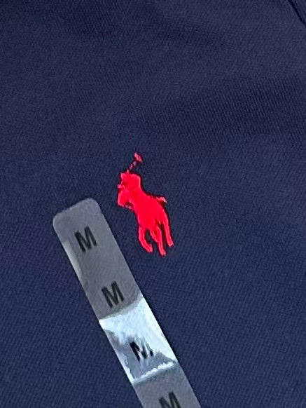 原单正品2025夏季新款拉夫劳伦短袖T恤衫女五粒扣POLO衫翻领小马标修身
黑色，白色，藏青三个色
尺码S M L
原价98.5美金 商品图9