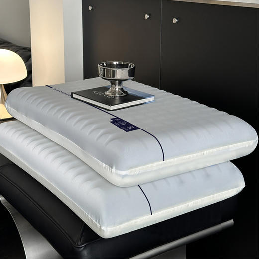  【顶柔零压护颈枕】全切割枕面，双芯包裹，智能控温，告别肩颈酸痛，安享好睡眠！ 商品图3