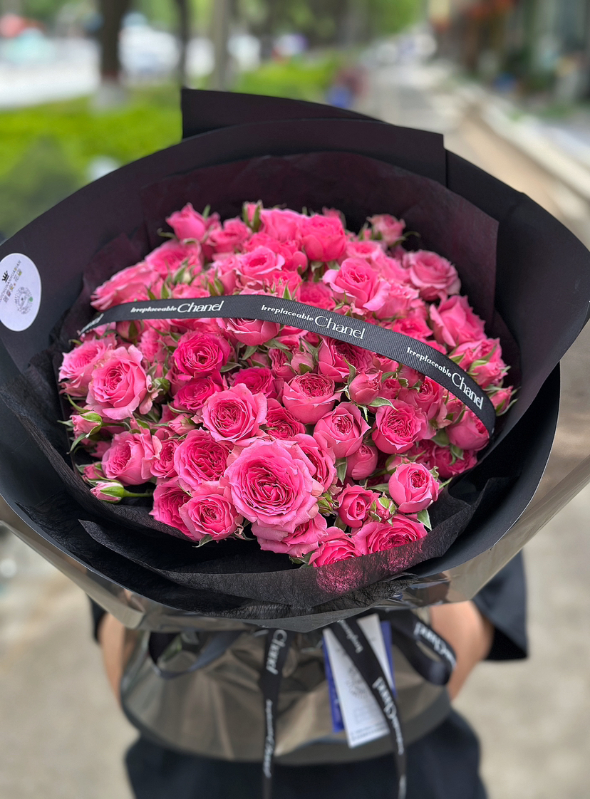 多头苏菲宝贝泡泡玫瑰手打 长支圆形花束