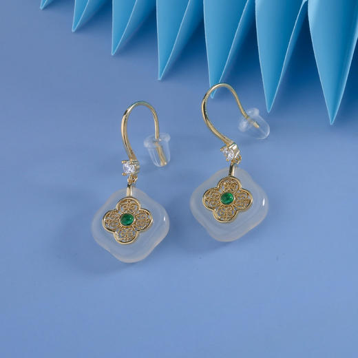 【宏艺珠宝】翠蕊金瓣玉花·银s925玉髓耳饰 商品图1