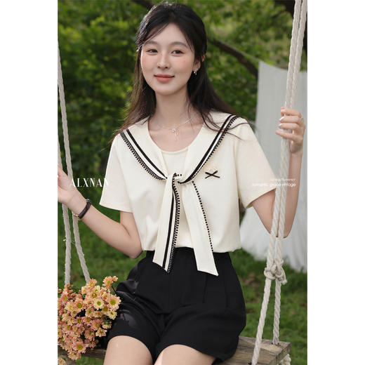 鹿向南「海岛假期」杏色条纹约会海军领短袖上衣女夏新学院风T恤 商品图0