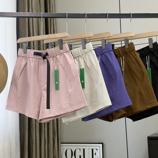 户外山系！柜299！2025机能风轻薄透气凉感薄款运动休闲女式工装短裤！ 商品图0