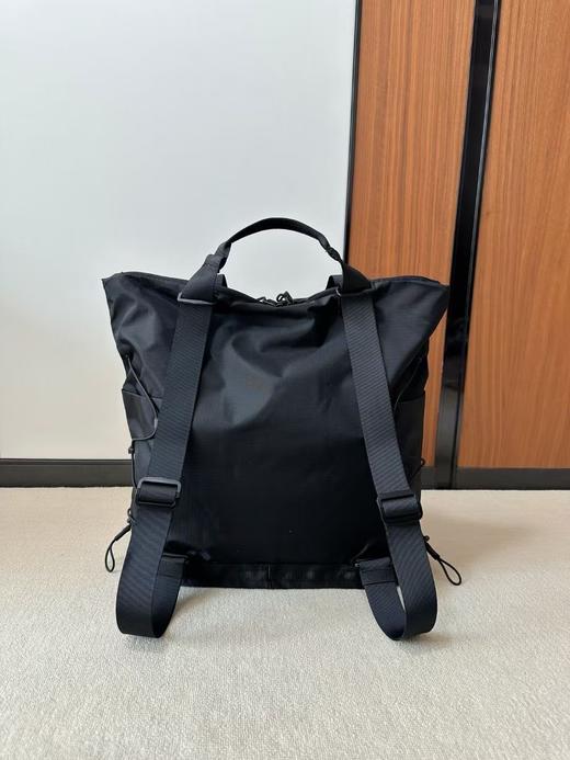 NF男女同款Borealis 22L两用托特包双肩包🎒 无论是日常通勤、周末逛街，还是短途旅行，这款托特包完美胜任。 商品图5