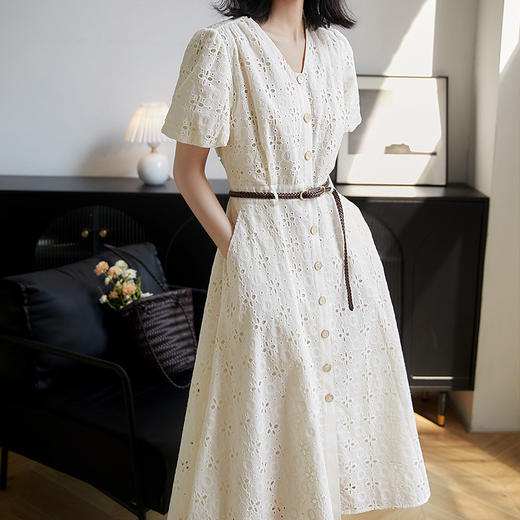 丁摩 精梳棉蕾丝镂空气质小白裙 高级感法式收腰连衣裙QO4051 商品图3