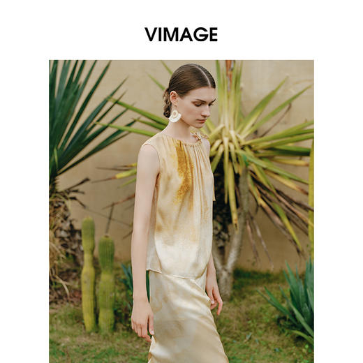 VIMAGE纬漫纪设计感晕染印花显瘦无袖T恤上衣2025夏季新款V2313917 商品图1