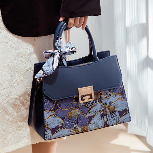 【预售3天】2025新款大气大容量女士手提包斜挎包LF366 商品图1