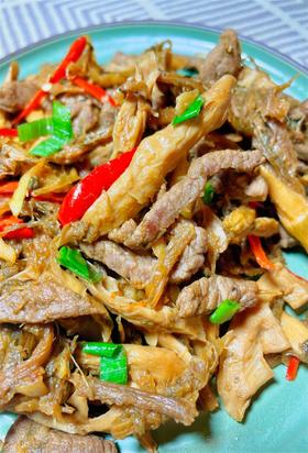 黄山笋干炒牛肉
