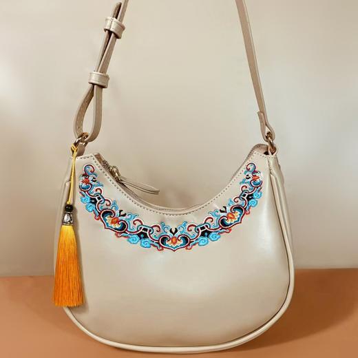 【预售3天】原创国潮民族风刺绣新款女手提包YWC1 商品图3