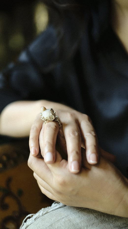 老玛瑙海乌龟戒指 商品图3