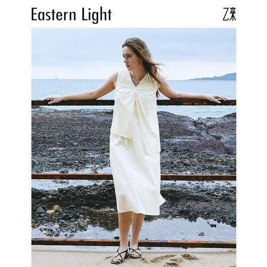 Eastern Light乙来 2025新款无袖花苞褶皱背心裙 压褶连衣裙 商品图4