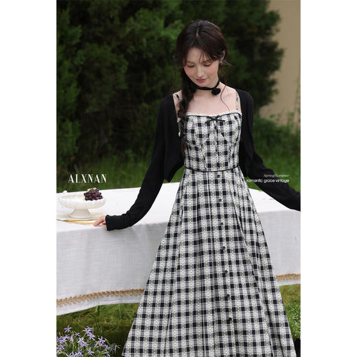 鹿向南「晨露格语」黑色格纹吊带连衣裙夏新款优雅气质显瘦长裙女 商品图1