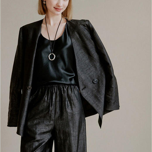 Hera Chole龟裂纹香云纱新中式服饰 ，东方手艺撑起女性的风雅，飘逸有风骨【爆单3-7天发货】 商品图2