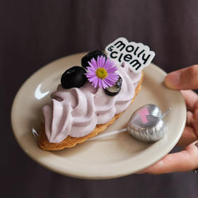 蓝莓桑葚山药千层酥