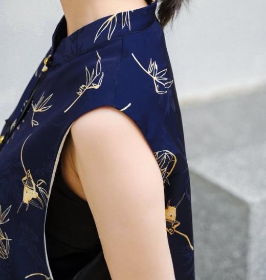 Hera Chole龟裂纹香云纱新中式服饰 ，东方手艺撑起女性的风雅，飘逸有风骨【爆单3-7天发货】 商品图11