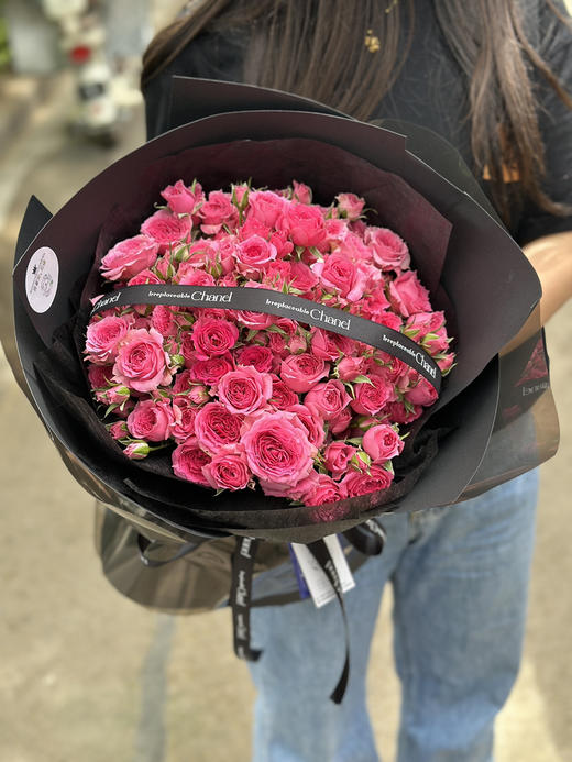 多头苏菲宝贝泡泡玫瑰手打 长支圆形花束 商品图1