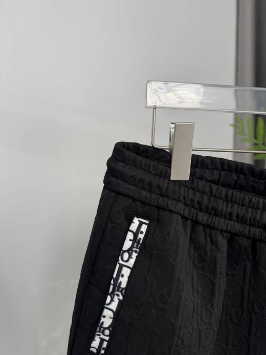 D051266满印老花暗纹提花 logo深色情侣休闲五分裤短裤 商品图4