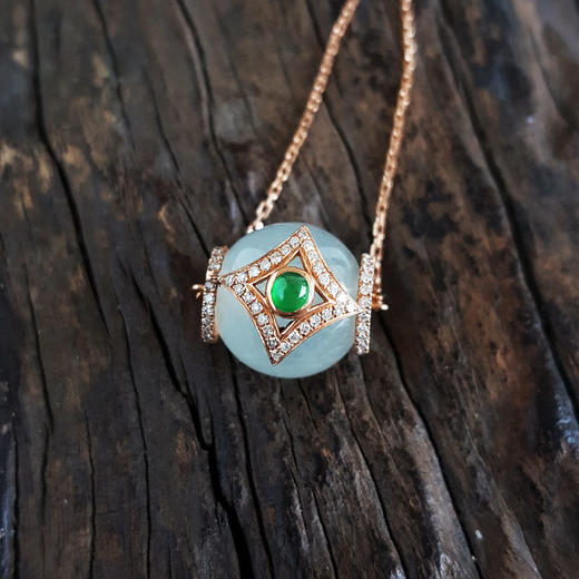 【天然正品】A货翡翠AU750玫瑰金镶钻镶12mm冰种白色圆珠翡翠吊坠项链吊坠：14.0*11.8*15.0MM / 项链：40CM（长度可调节）女士现售价：4880！220325AH49 商品图4