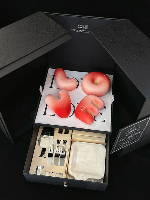 JUST LOVE·香草草莓慕斯蛋糕 商品图2