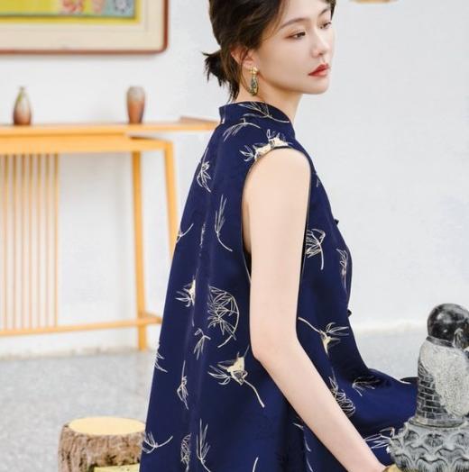 Hera Chole龟裂纹香云纱新中式服饰 ，东方手艺撑起女性的风雅，飘逸有风骨【爆单3-7天发货】 商品图10