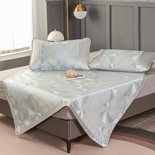 【多样屋专柜】多喜爱 静听风声-提花冰丝席凉席三件套1.5/1.8m 商品图5