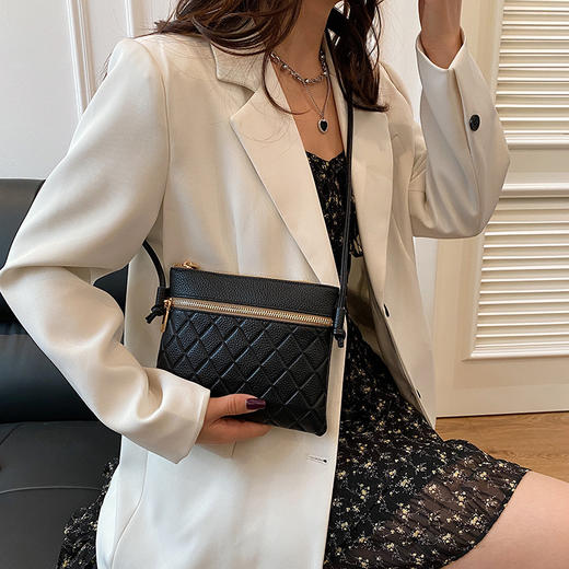 雀说 真皮菱格压花单肩包四叶草斜挎包小方包2037 商品图1