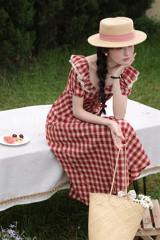鹿向南「果浆微甜」红色格纹短袖连衣裙夏新款法式气质复古长裙女 商品图5