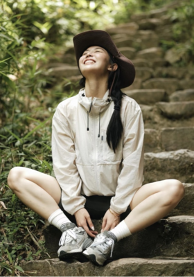 💥超硬核防晒❗️UPF100+❗️防晒力强 🍂【senlinJeep SD山系户外轻量化蝉翼防晒冲锋衣🌟】 同款售价800+💰 我们只要69💰 