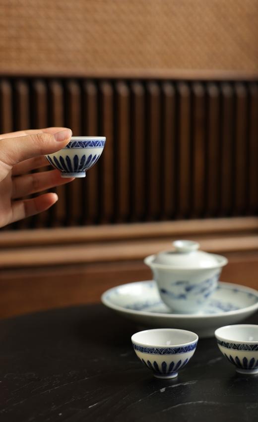 【怀宣临古】青花明永宣菊瓣鸡心杯满容约25cc 商品图7