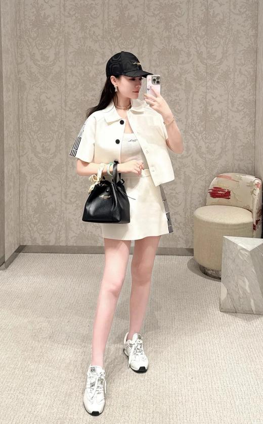 DIOR迪奥25早春侧边条纹短裙（TM） 商品图6