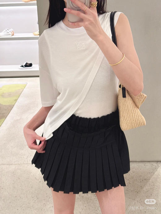 512-7 独家圆正 lew弹力贴身拼接式 不对称设计短袖Tee 我穿L 商品图3