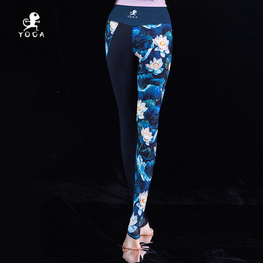 【现货秒发】壁虎瑜伽【墨韵莲心】限量款印花瑜裤（标准码） 商品图2