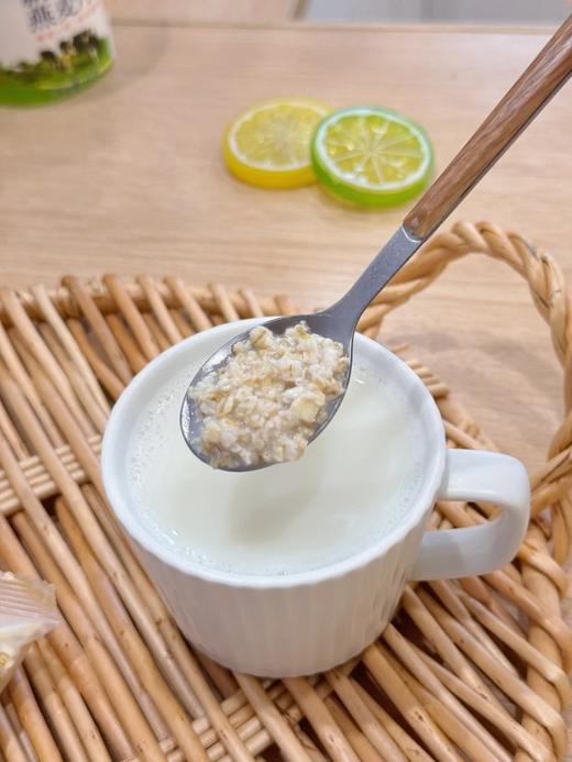 宠粉开团39.9到手12桶松鼠驿站桶装新西兰牛乳燕麦片加量版70%⁠澳洲进口燕麦​30%⁣新西兰进口乳粉每40g100大卡麦香中溢出奶香基地直邮 商品图7