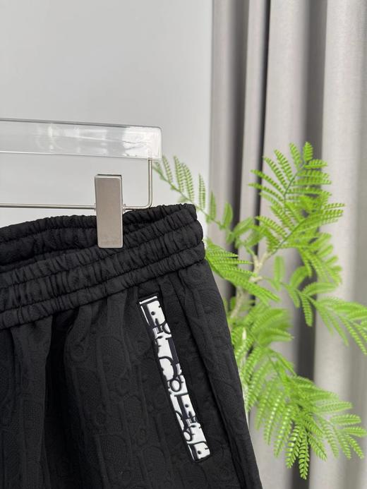 D051266满印老花暗纹提花 logo深色情侣休闲五分裤短裤 商品图2