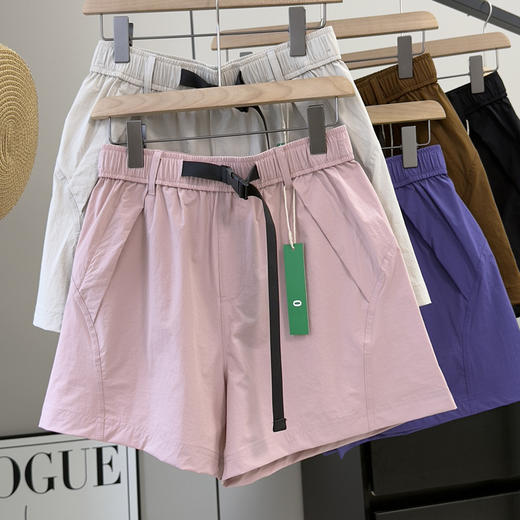 户外山系！柜299！2025机能风轻薄透气凉感薄款运动休闲女式工装短裤！ 商品图1