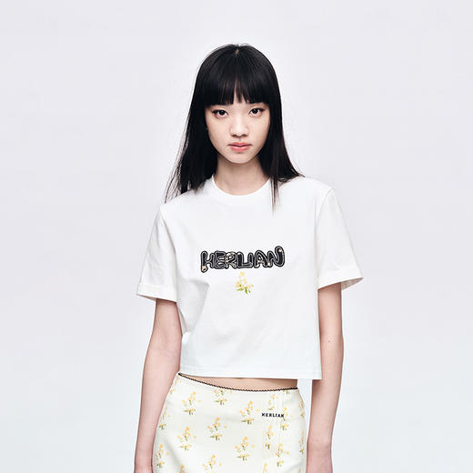 HERLIAN 2025夏季新品女士字母logo拼接袖长TEE 商品图2