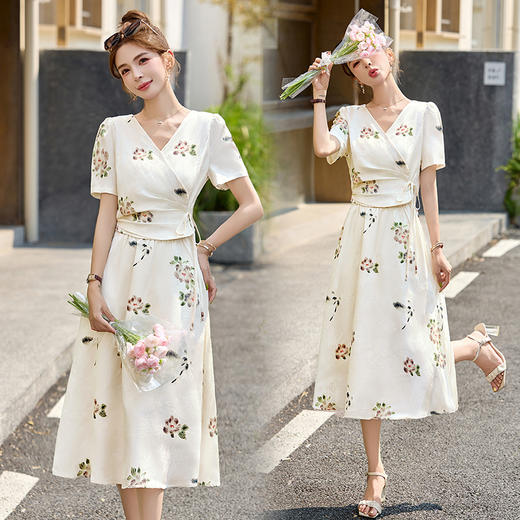 今年流行2025新款小个子夏海边度假气质短袖碎花连衣裙XXL3107 商品图2