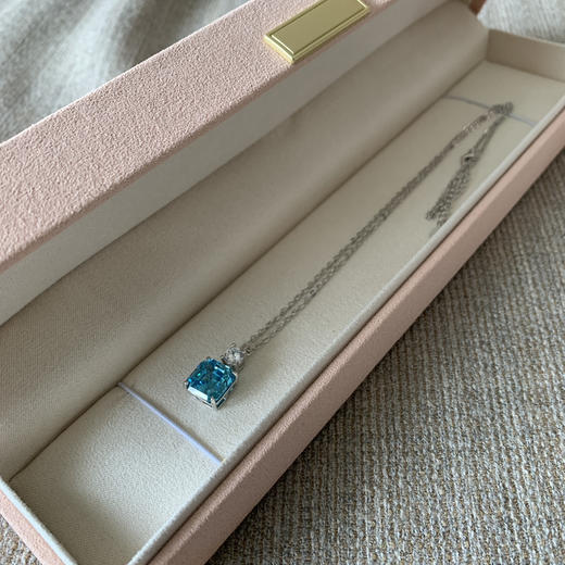 “情迷奥地利”水晶首饰套装 商品图1