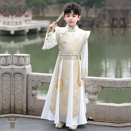 苏城纪夏新品男童汉服玉竹 商品图8