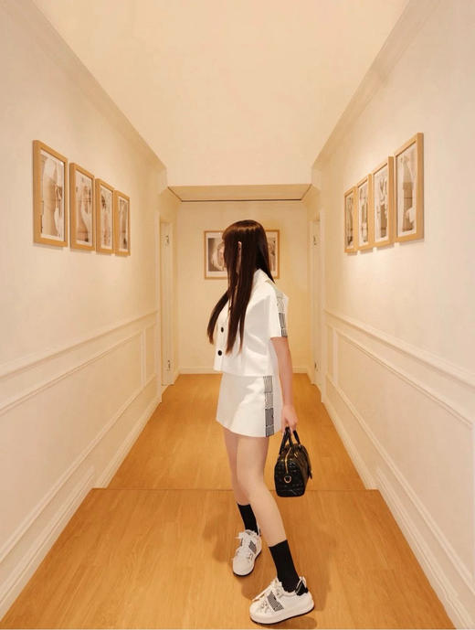 DIOR迪奥25早春侧边条纹短裙（TM） 商品图2